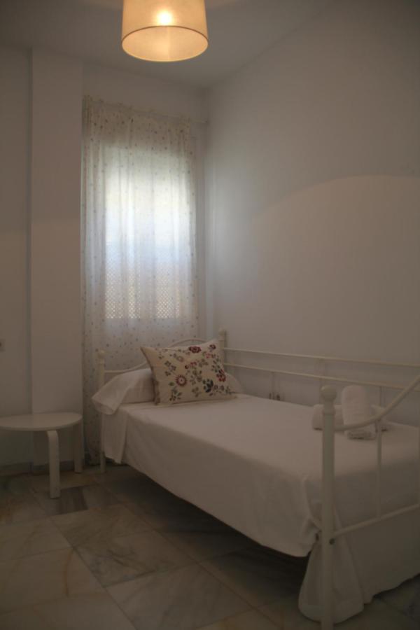 Apartamento Huerta La Reina Cordoba Exterior photo