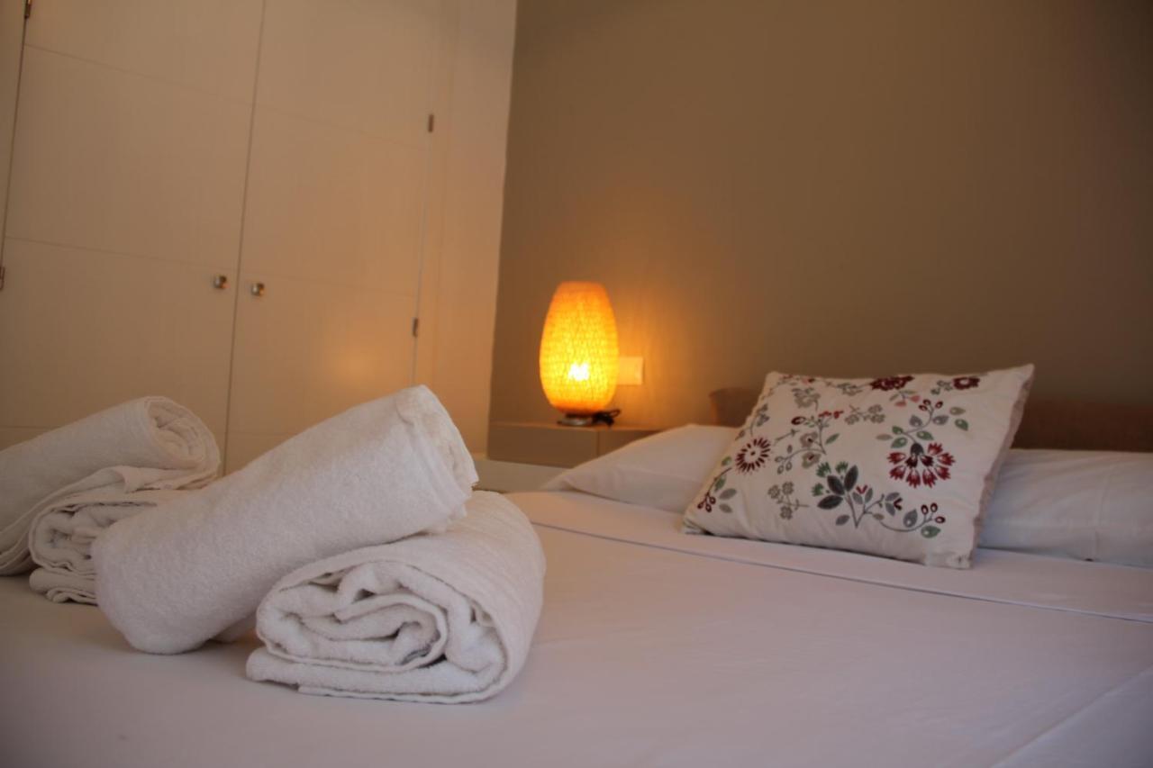 Apartamento Huerta La Reina Cordoba Exterior photo